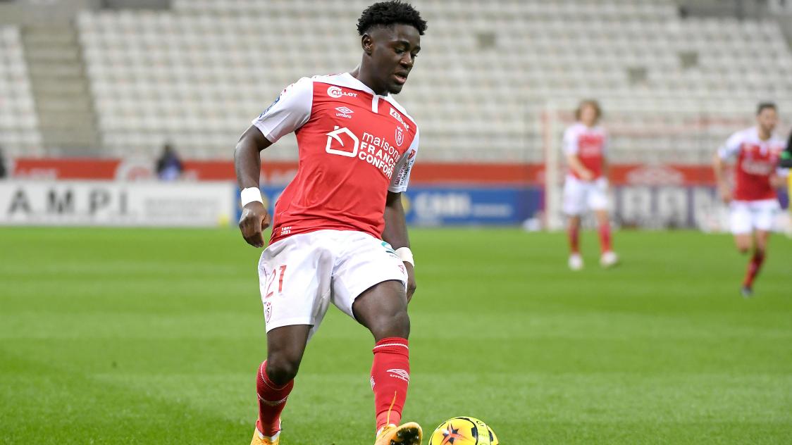 Football. L attaquant du Stade de Reims Nathanael Mbuku buteur avec l equipe de France Espoirs Journal L Union